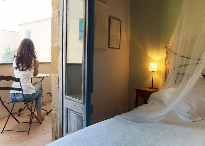 El D'ullastret Lejlighedshotel