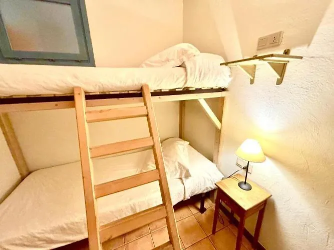 Aparthotel El D'ullastret